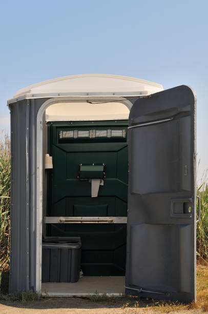 Best Portable bathroom rental  in Grandville, MI